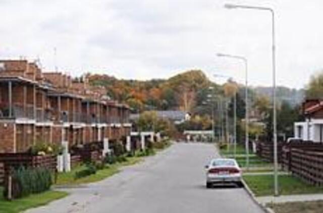 Dėl tamsos gatvėse liepsnoja konfliktas