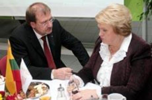V. Uspaskichas, A. Paulauskas ir K. Prunskienė Seime tarėsi dėl paramos