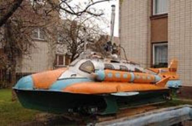 Danės upėje išbandytas povandeninis laivas