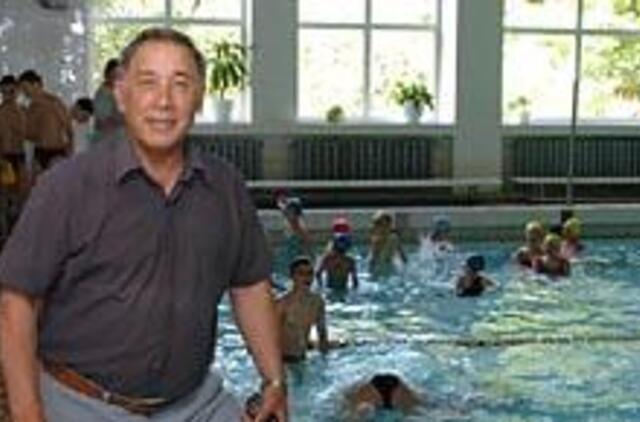 Privalomas plaukimas - didesnis galvos skausmas nei nemokamas maitinimas