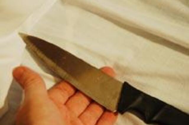 Konfliktams aiškintis dažnai buvo griebiamasi peilio