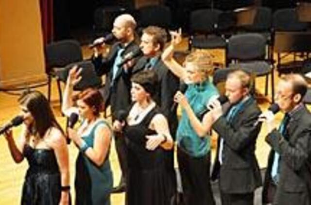 "The Svingle Singers" - dainuojantis orkestras