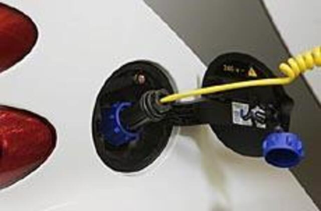 Automobilių pasaulyje - visuotinės elektrifikacijos bumas