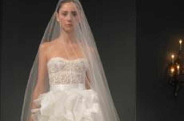 2009 m. nuotakos suknelių albumas