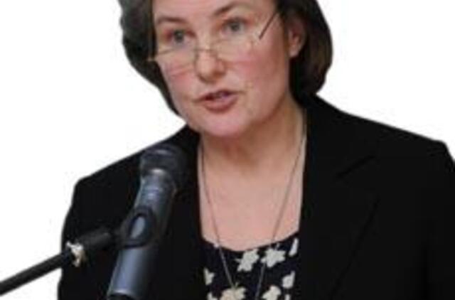 Moterys savęs nesaugo