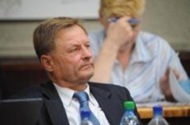 Verslininkai susipyko dėl kelio ženklų 