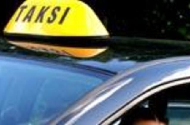 Šiauliuose taksi vairuotojai veža dykai