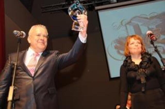 Ligoninei dovanos stovėjimo aikštelę (foto)