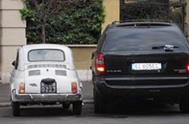 "Fiat" ir "Chrysler" vestuvių išvakarėse - mintys apie laidotuves