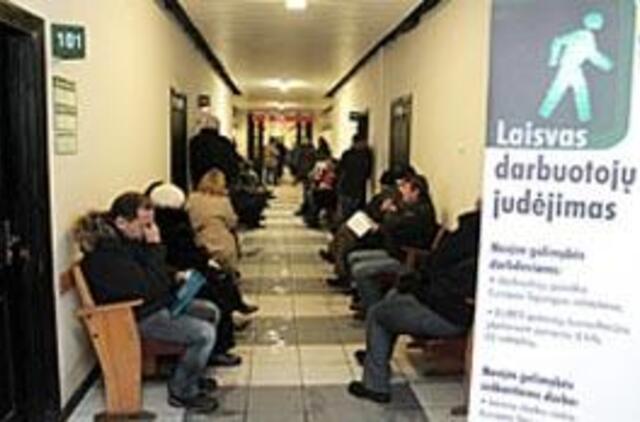 Medikai pildo bedarbių gretas