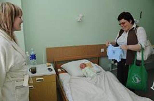 Naujagimiams - linkėjimai nerūkyti