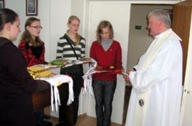 Kunigystės jubiliejaus išvakarėse – naujos dekano pareigos