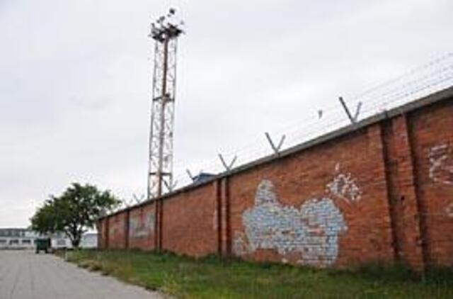 Garsioji regata Klaipėdoje griauna sienas