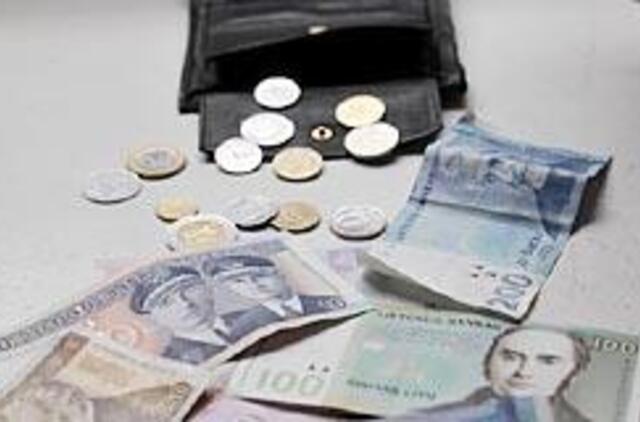 Politikai sau diržų nesiveržė