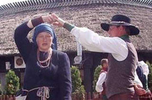 Folkloro šventė - lyg vestuvės