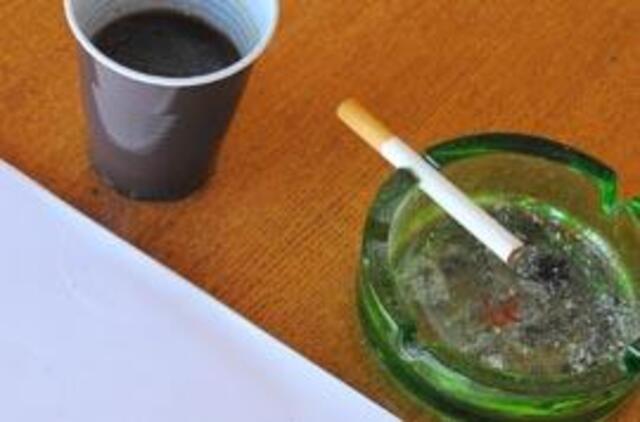 EK ragina griežtinti nuo žalingo tabako dūmų poveikio žmones ginančius teisės aktus