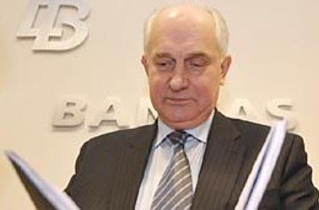 R. Šarkinas: bankai meluoja