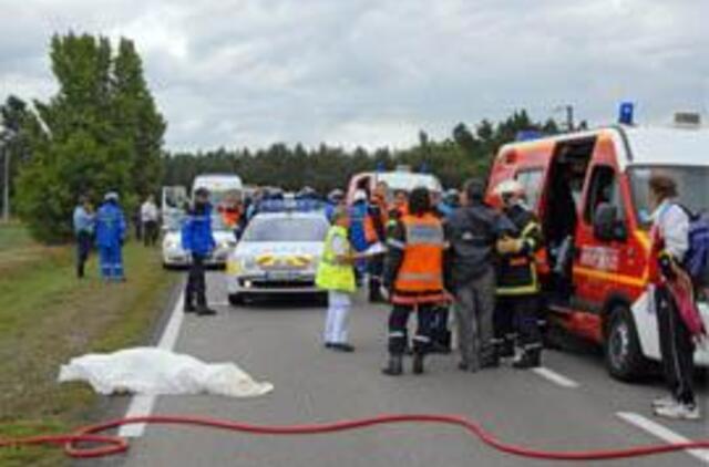 "Tour de France" lenktynes persekioja nelaimės