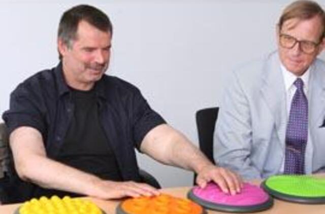 Pirmasis pacientas, kuriam buvo transplantuotos abi rankos, sparčiai sveiksta