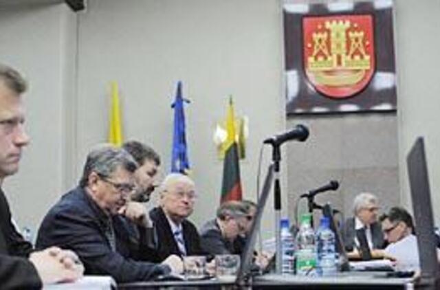 Politikai įteisino savo tinginystę