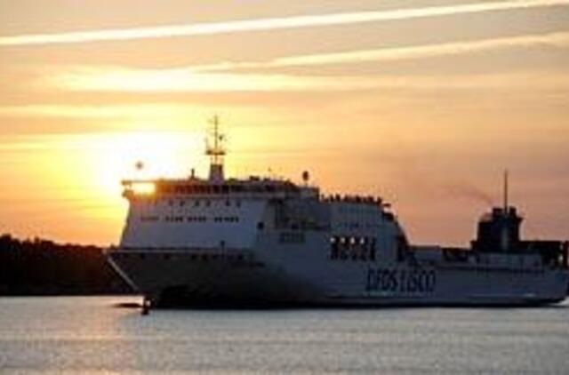 Laivuose dirbs mažiau jūrininkų