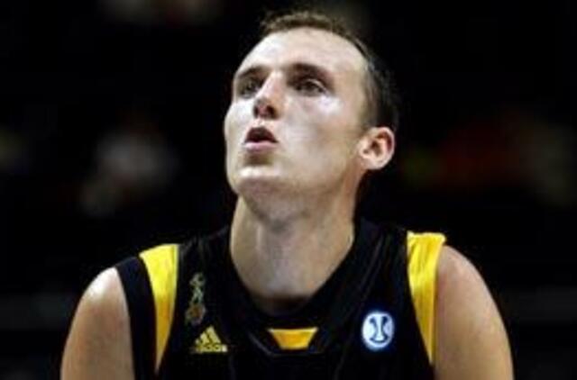 Krepšininkas D. Pakamanis grįžta į "Šiaulių" komandą