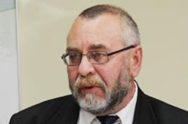 V. Plečkaitis nori vadovauti perkėlai