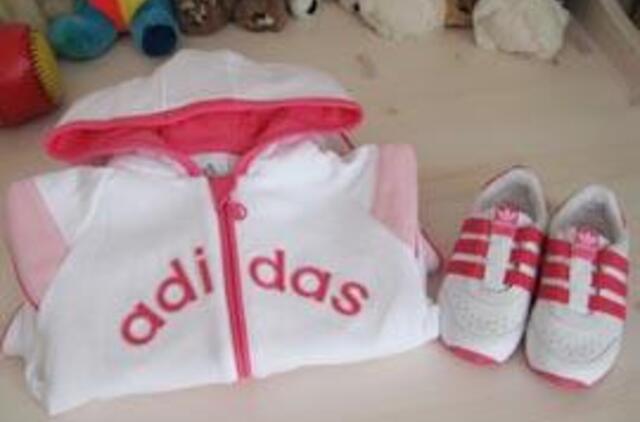 Ant turgaus prekystalių karaliauja klastotės