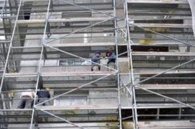 Skolinti pinigus daugiabučių renovacijai sutinka jau keturi bankai