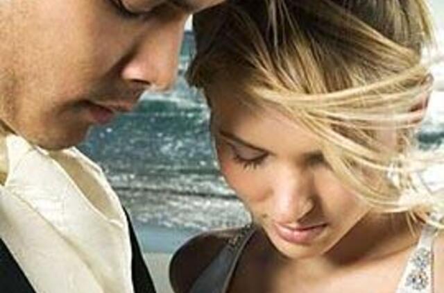 Ar ką nors keičia antspaudas pase? Mokslininkai sako: taip!