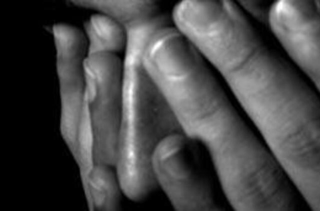 Sergantiesiems išsėtine skleroze stinga reabilitacijos ir pensijos kaupimo galimybių