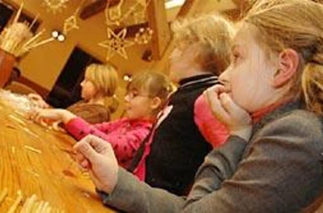 Kalėdines dovanas galima sukurti patiems