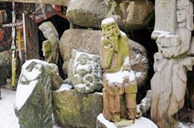 Orvidų sodybą remia tik Dievas