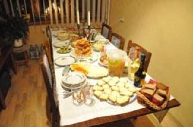 Lietuviai per didžiąsias šventes linkę persivalgyti