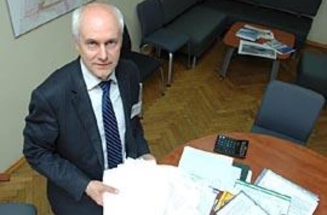 Vėl užkliuvo savivaldybės administracijos direktorius