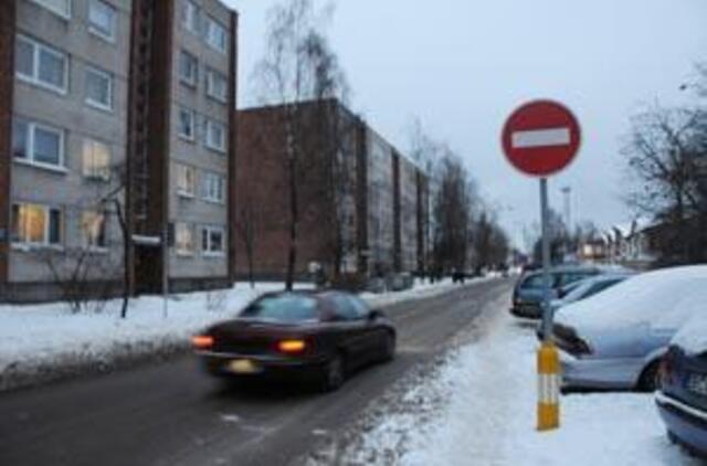 Tulpių gatvės gyventojai per Rūtų gatvę nevažiuos