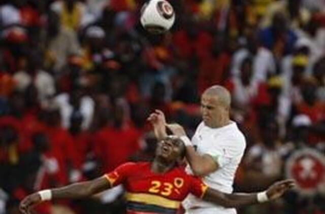 Angola ir Alžyras iškopė į Afrikos futbolo čempionato ketvirtfinalius