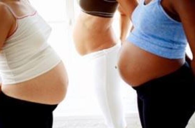 Seimo narė: dėl SAM kvotų ligoninės verčiamos varyti gimdyves lauk