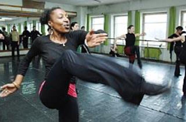 Muzikiniame teatre - džiazo šokiai ir naujas dirigentas