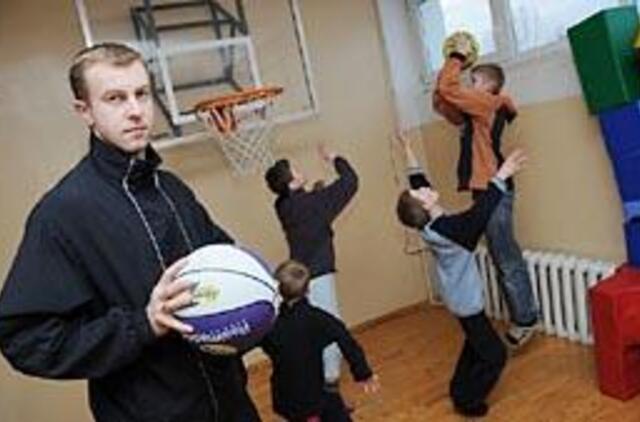 "Krepšinis - tai ne manekenių mokykla"