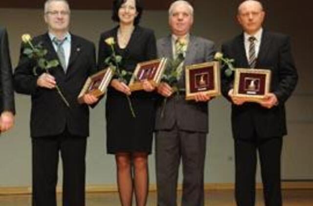 Geros tradicijos neįkandamos net krizei