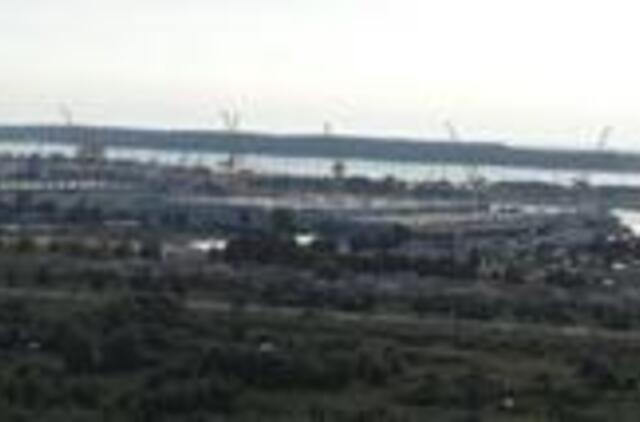 Logistikos centras - tarp kūjo ir priekalo