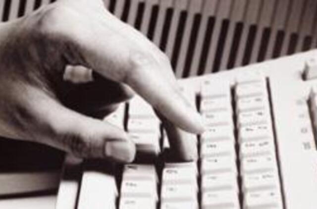 Amerikietis pasiekė pasaulio rekordą rinkimo kompiuterio klaviatūra čempionate