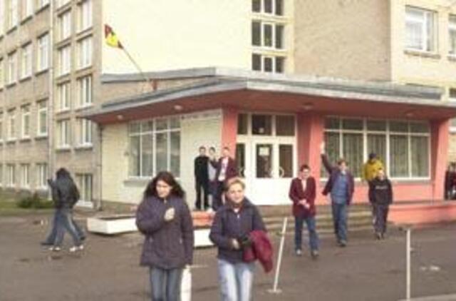 "Aitvaro" gimnazija švenčia 45-metį