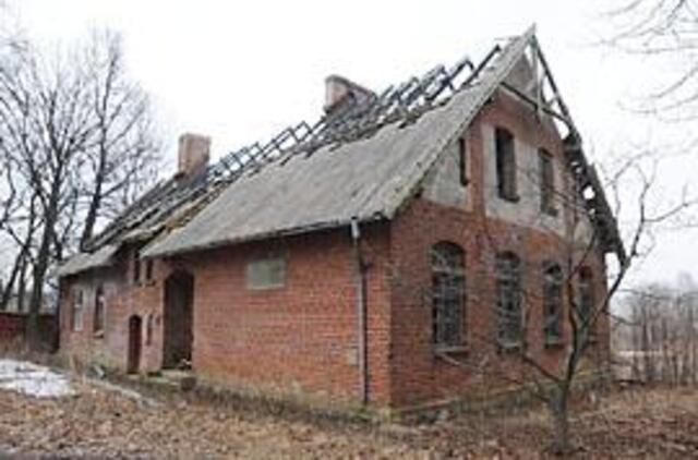 Spręs Rytprūsių mokyklos likimą