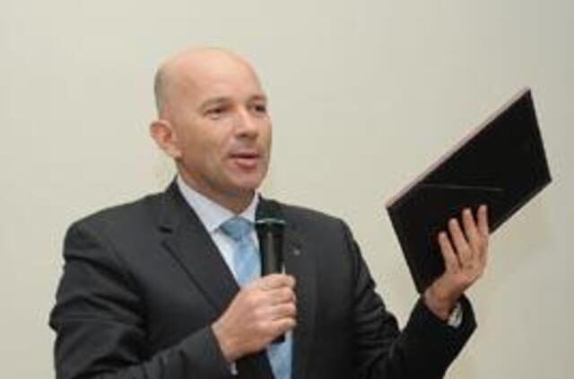 A. Burkšas sieks mero posto