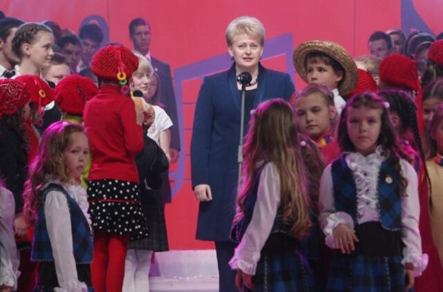 "Dainų dainelės" laureatus apdovanojo ir prezidentė