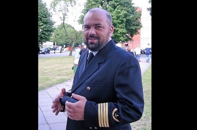 Kapitoną gelbės remdamiesi "ankstesne patirtimi"