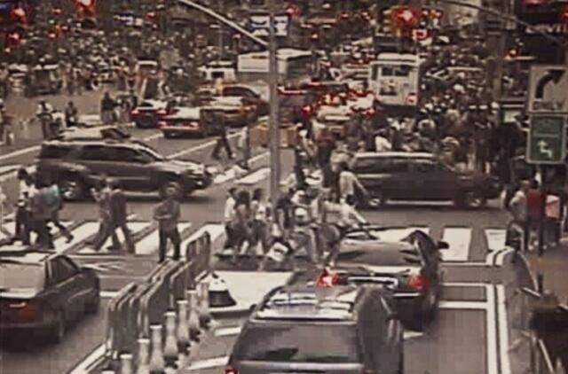 Niujorko policija negali patvirtinti, kad Pakistano Talibano maištininkai susiję su incidentu "Times" aikštėje