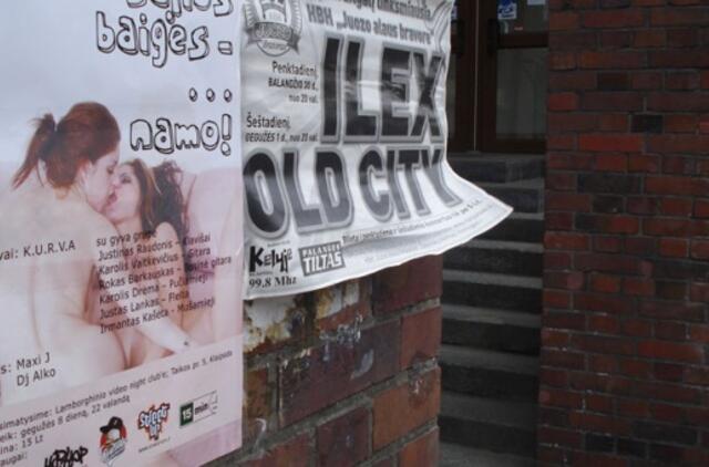 Už vulgarius plakatus - bauda